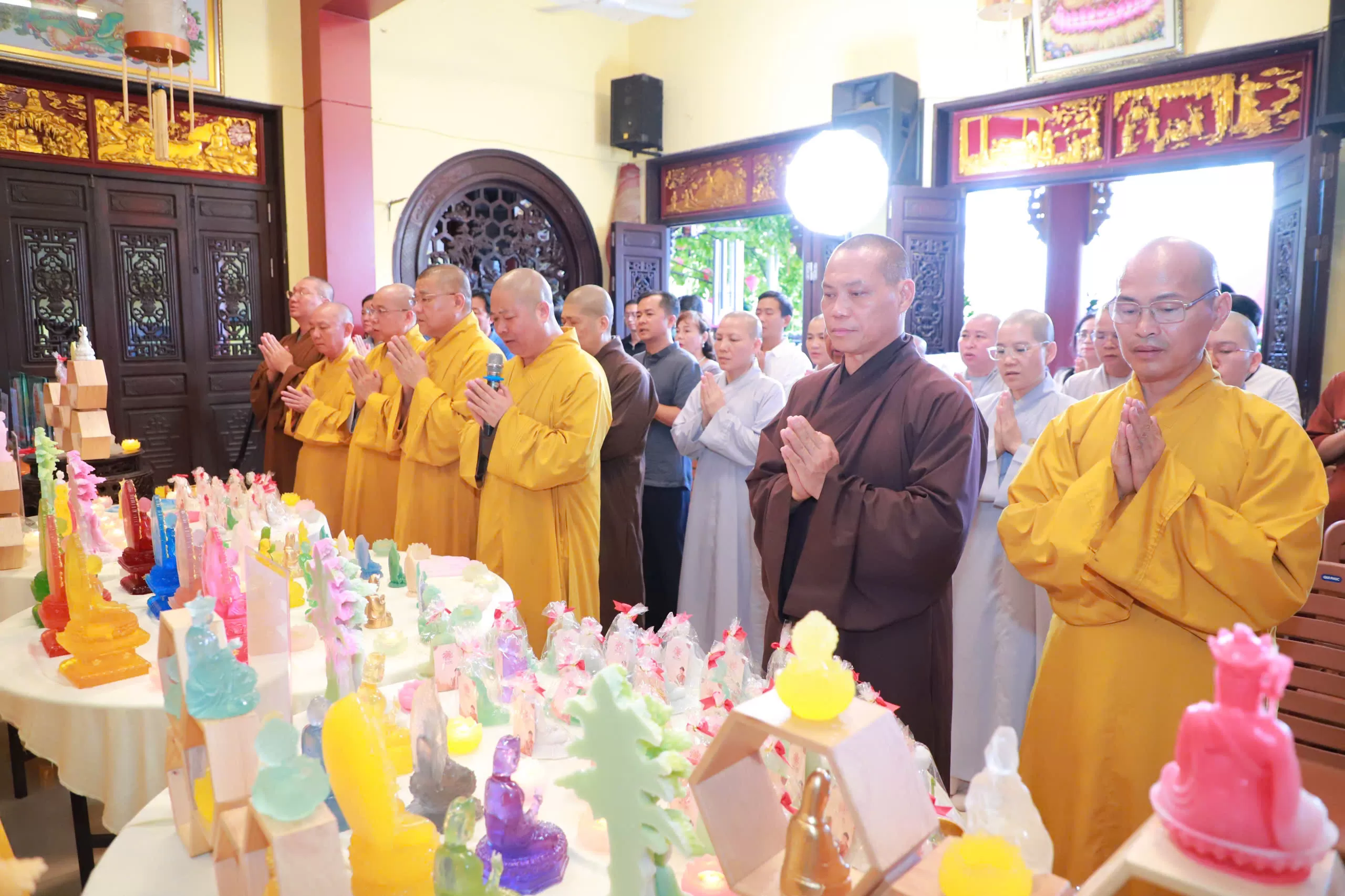 Ban Văn hoá Trung ương GHPGVN rà soát công tác Vesak 2025 và thực hiện nghi lễ tiếp nhận, gia trì 10.000 pho tượng làm quà tặng đại biểu đại lễ Vesak 2025