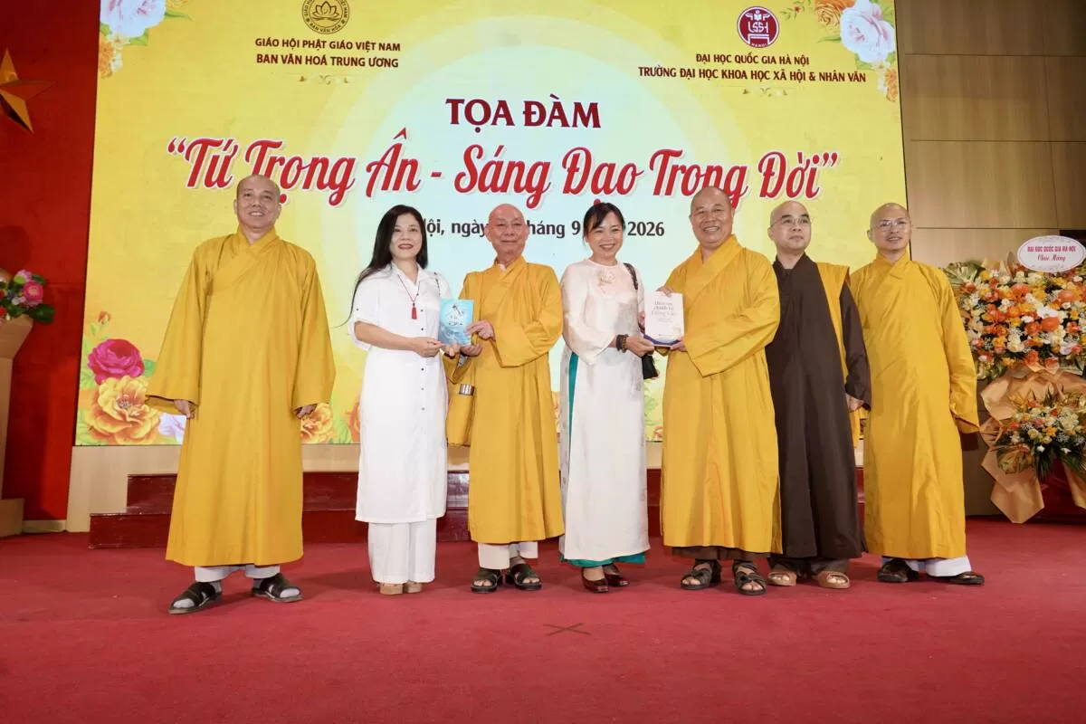 Ban Văn hóa Trung ương GHPGVN phối hợp Trường Đại học Khoa học Xã hội và Nhân văn Hà Nội tổ chức chương trình “Thắp sáng Tri ân mùa Vu Lan – Sáng đạo trong đời”