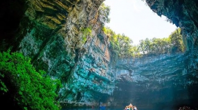 Động Phong Nha và Những dấu tích Phật giáo cổ nhất Đông Nam Á