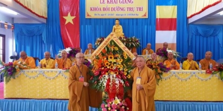 Bến Tre: Khai giảng khóa bồi dưỡng Trụ trì năm 2017