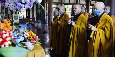 TP. HCM: Thường Trực Ban Văn hoá Phật giáo thành phố và BTS Phật giáo Q.12 tổ chức lễ Cầu Siêu các nạn nhân qua đời do nhiễm Covid-19 tại Châu Âu.