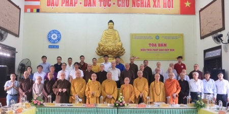 Tọa đàm khoa học “Kiến trúc Phật giáo Việt Nam” tại thừa thiên Huế.