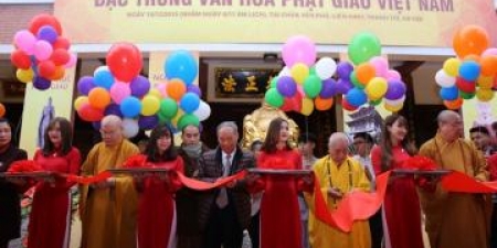 Hà Nội: Khai mạc triển lãm “Đặc trưng văn hóa Phật giáo Việt Nam”