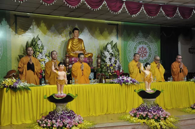 Bắc Ninh: Chùa Diên Quang tổ chức Đại Lễ Phật Đản PL.2560