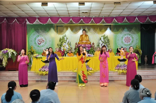 Bắc Ninh: Chùa Diên Quang tổ chức Đại Lễ Phật Đản PL.2560