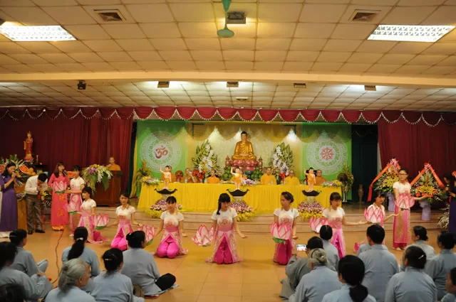 Bắc Ninh: Chùa Diên Quang tổ chức Đại Lễ Phật Đản PL.2560