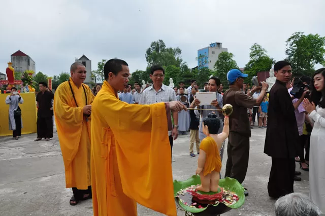 Bắc Ninh: Chùa Diên Quang tổ chức Đại Lễ Phật Đản PL.2560