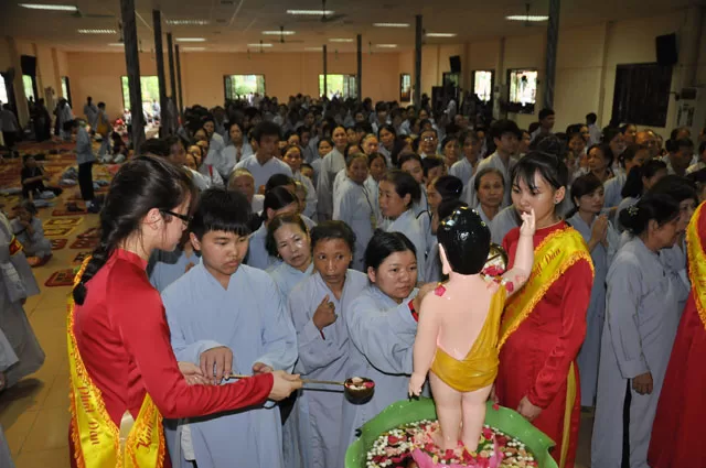 Bắc Ninh: Chùa Diên Quang tổ chức Đại Lễ Phật Đản PL.2560