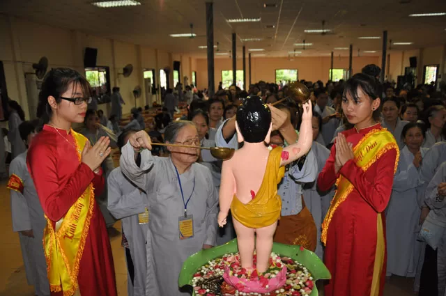 Bắc Ninh: Chùa Diên Quang tổ chức Đại Lễ Phật Đản PL.2560