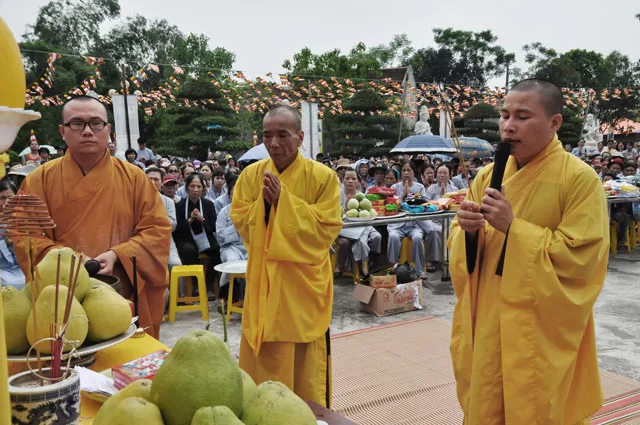 Bắc Ninh: Chùa Diên Quang tổ chức Đại Lễ Phật Đản PL.2560