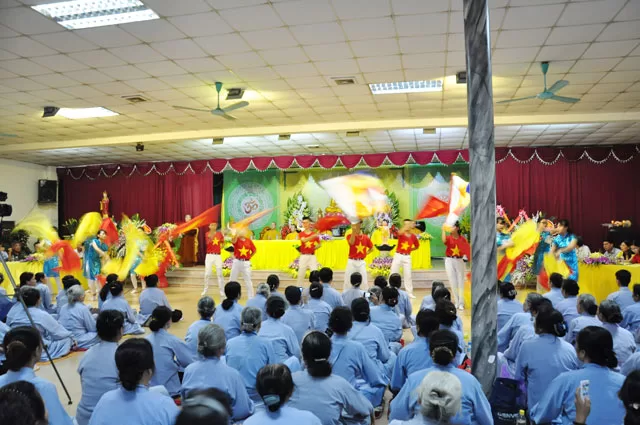Bắc Ninh: Chùa Diên Quang tổ chức Đại Lễ Phật Đản PL.2560