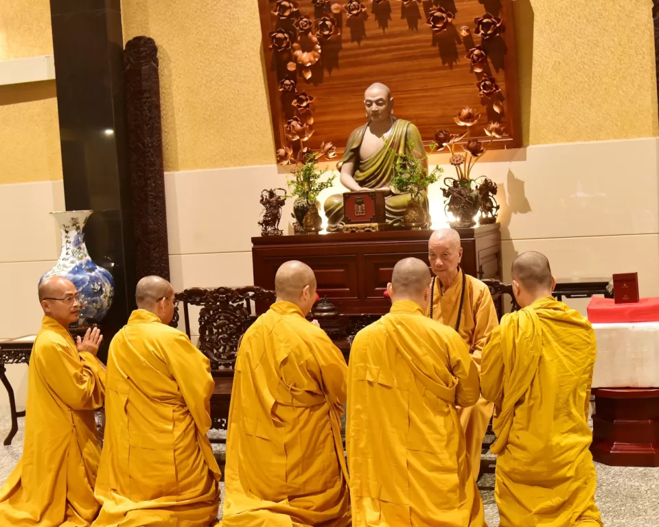 Ban văn hóa Trung ương đảnh lễ Đức Pháp chủ GHPGVN