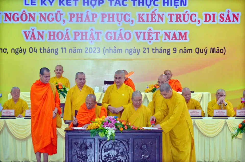 Ban Văn hóa Trung ương ký kết hợp với BTS Phật giáo 10 tỉnh thành Tây Nam Bộ