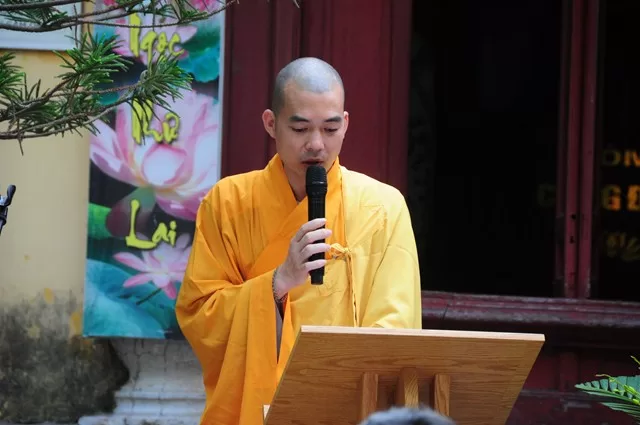 Hải Phòng: Chư tôn đức Tăng chùa Phổ Chiếu kính mừng Phật đản