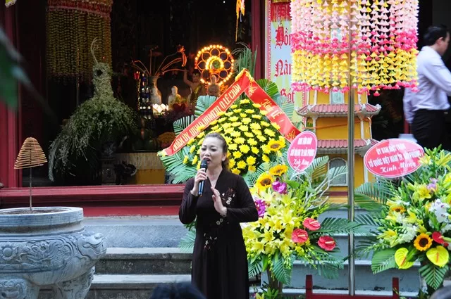Hải Phòng: Chư tôn đức Tăng chùa Phổ Chiếu kính mừng Phật đản