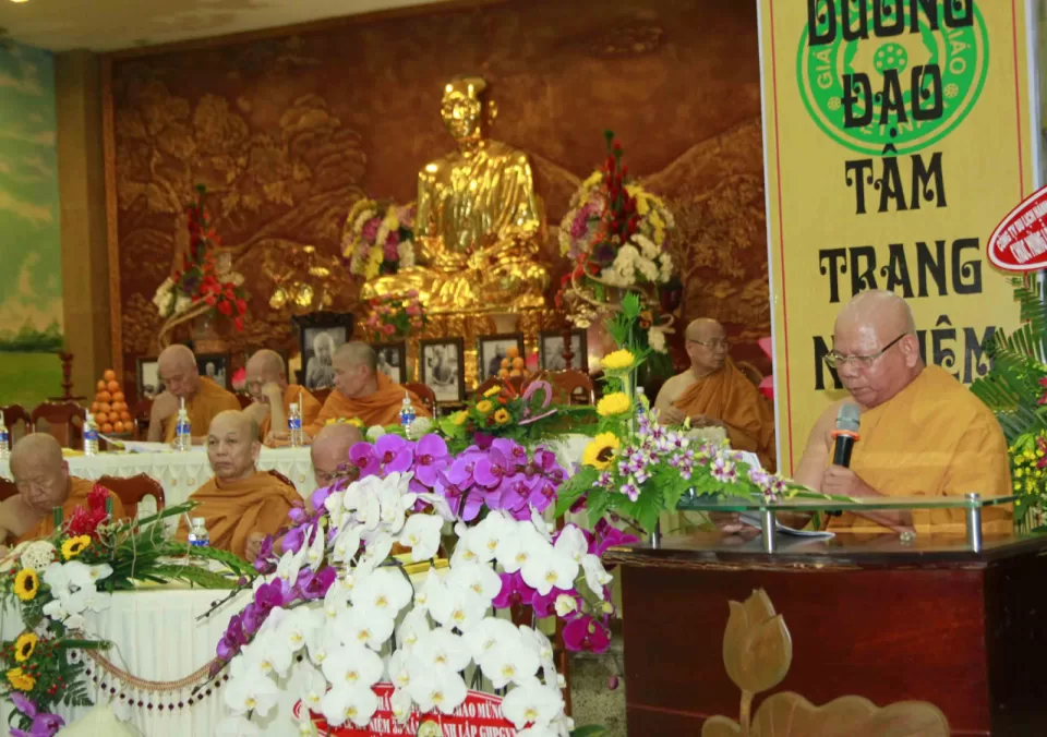 HT. Giác Nhân đọc báo cáo của Giáo đoàn V