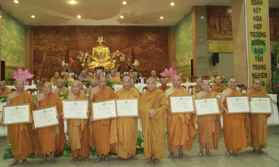 Hệ phái Khất sĩ họp mặt chào mừng 35 năm GHPGVN