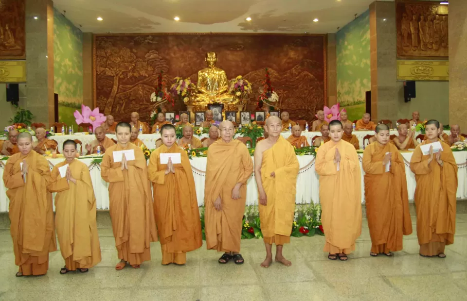Hệ phái Khất sĩ họp mặt chào mừng 35 năm GHPGVN
