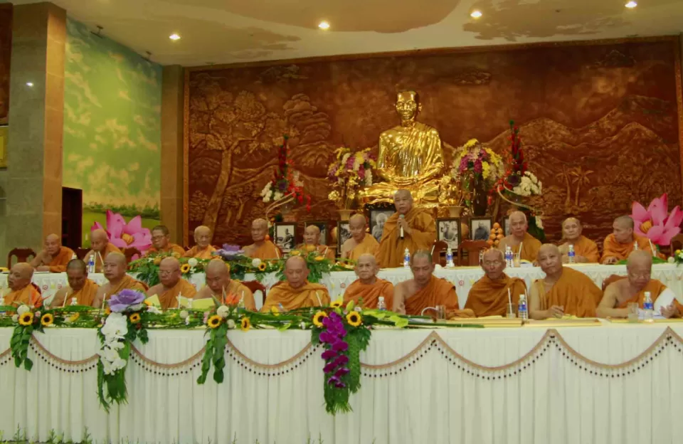 Hòa thượng Giác Toàn sách tấn Tăng Ni sinh