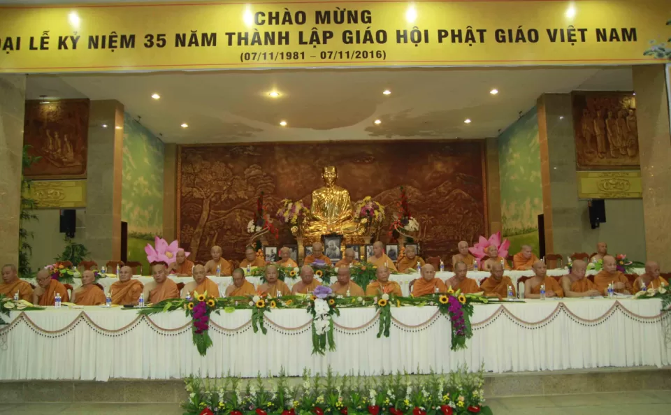 Hệ phái Khất sĩ họp mặt chào mừng 35 năm GHPGVN