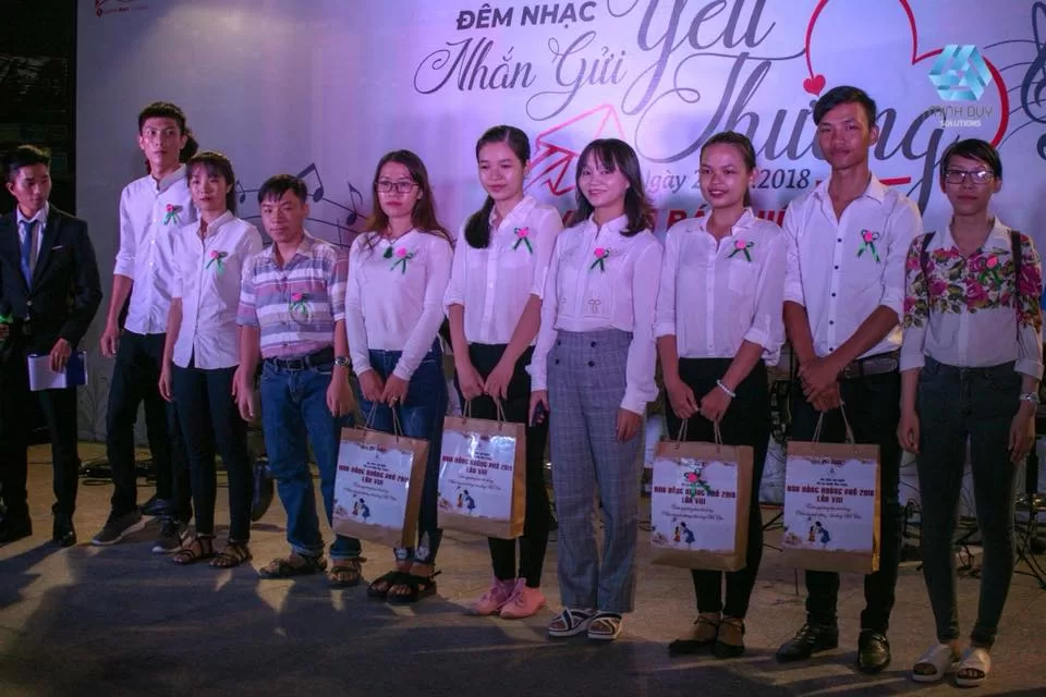 Hoa hồng xuống phố - Mùa Vu lan