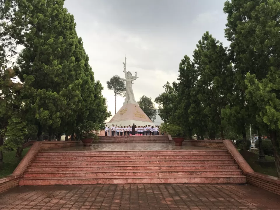 Hoa hồng xuống phố - Mùa Vu lan