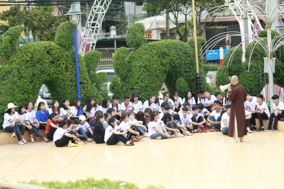 Hoa hồng xuống phố - Mùa Vu lan
