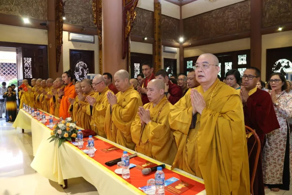 Lễ kỷ niệm ngày Đức Phật thuyết giảng bài pháp đầu tiên: Kinh Chuyển Pháp luân