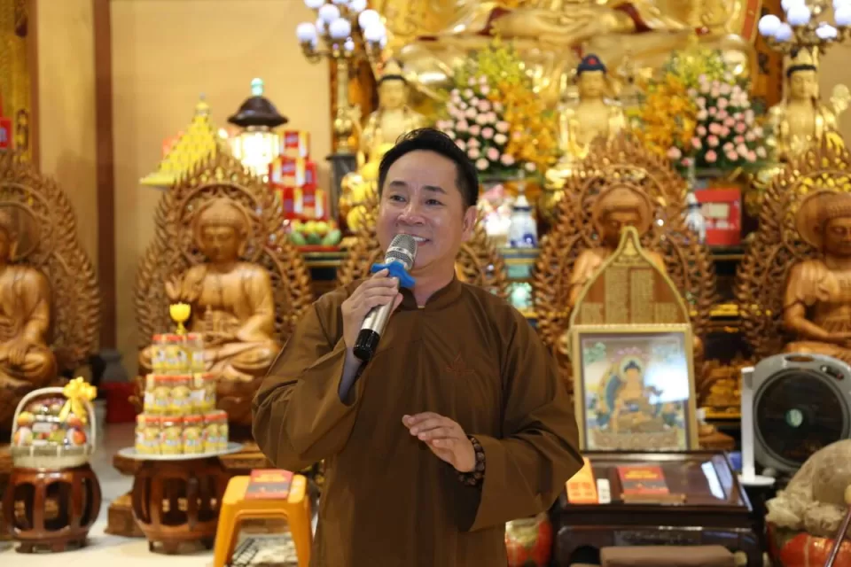 Lễ kỷ niệm ngày Đức Phật thuyết giảng bài pháp đầu tiên: Kinh Chuyển Pháp luân