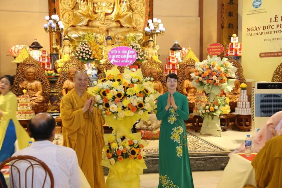 Lễ kỷ niệm ngày Đức Phật thuyết giảng bài pháp đầu tiên: Kinh Chuyển Pháp luân