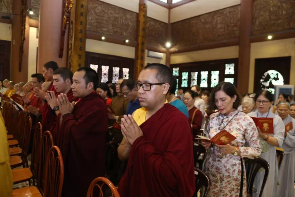 Lễ kỷ niệm ngày Đức Phật thuyết giảng bài pháp đầu tiên: Kinh Chuyển Pháp luân