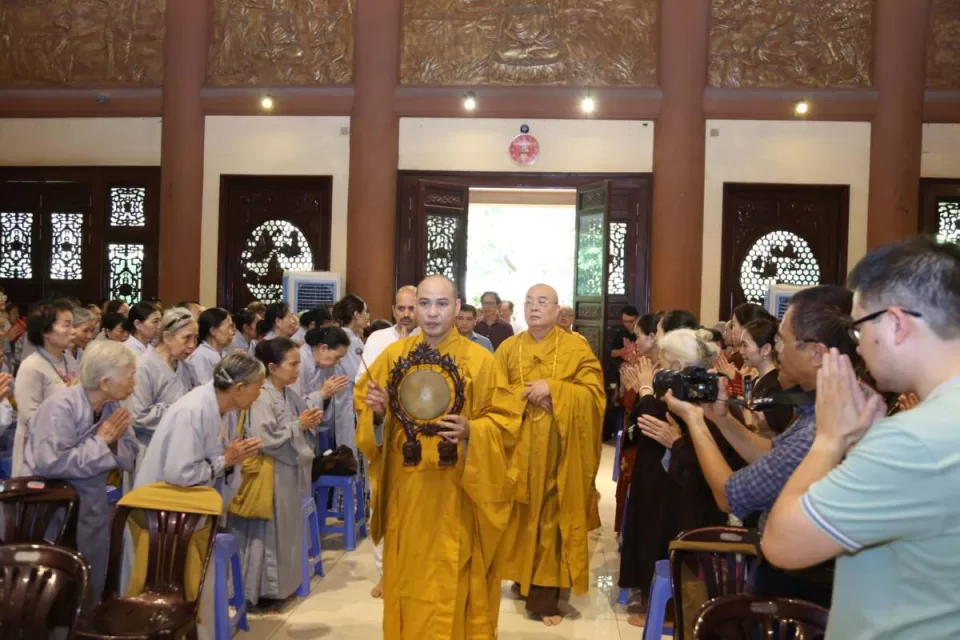 Lễ kỷ niệm ngày Đức Phật thuyết giảng bài pháp đầu tiên: Kinh Chuyển Pháp luân