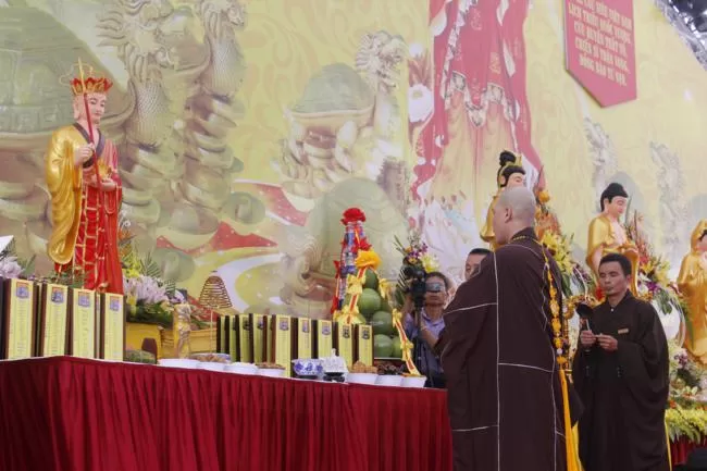 Ninh Bình: Khai mạc Đại lễ cầu siêu và tế lễ Tổ tiên tại chùa Bái Đính