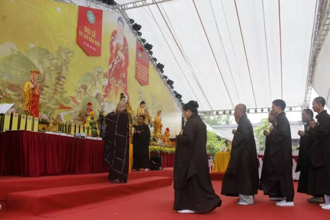 Ninh Bình: Khai mạc Đại lễ cầu siêu và tế lễ Tổ tiên tại chùa Bái Đính