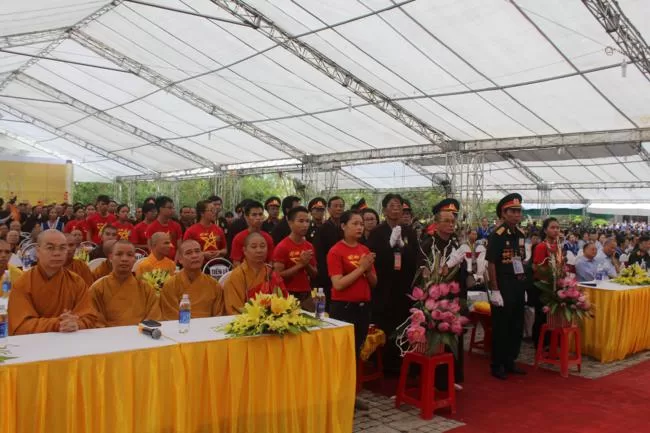 Ninh Bình: Khai mạc Đại lễ cầu siêu và tế lễ Tổ tiên tại chùa Bái Đính