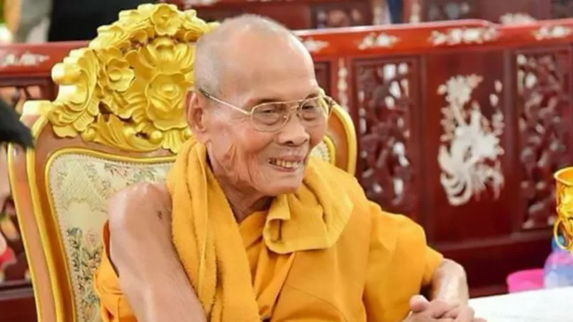 Thái Lan: Di thể của nhà sư mỉm cười sau hơn 2 tháng viên tịch