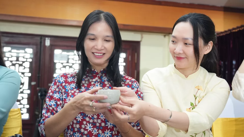 Trà đàm “Phật giáo và bản sắc văn hóa Phật giáo Việt Nam” – Định hướng sáng tác nghệ thuật Phật giáo “Sáng đạo trong đời”