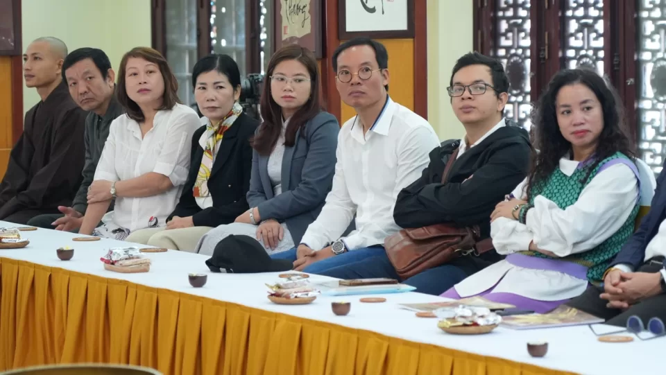 Trà đàm “Phật giáo và bản sắc văn hóa Phật giáo Việt Nam” – Định hướng sáng tác nghệ thuật Phật giáo “Sáng đạo trong đời”