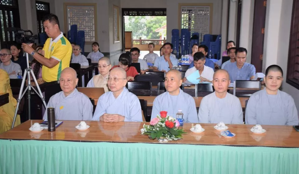 TT. Huế: Ban Văn hoá TƯ triển khai trao đổi tập huấn Pháp phục, kiến trúc, Di sản Phật giáo các tỉnh thành khu vực Trung bộ