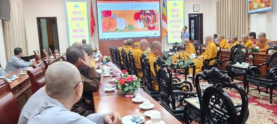 TT. Huế: Ban Văn hoá TƯ triển khai trao đổi tập huấn Pháp phục, kiến trúc, Di sản Phật giáo các tỉnh thành khu vực Trung bộ